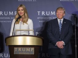 Los inconformes reconocen que Ivanka no es responsable por la conducta de su padre, pero sí por defenderlo. EFE / ARCHIVO
