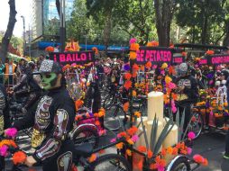 En el desfile participan voluntarios y utilería de la película 'Spectre'. TWITTER / @GobCDMX