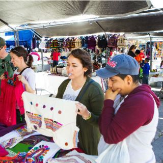 Comerciantes del Tianguis Cultural esperan reglamento