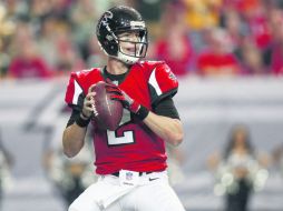 Matt Ryan acumula 193 pases completos de 279 intentos, con dos mil 636 yardas y 19 anotaciones en lo que va de la temporada. AP /