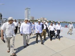 Sandoval estuvo de visita en Puerto Vallarta este jueves. ESPECIAL / Aristóteles Sandoval