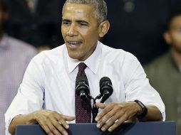''Nunca en la historia de EU la tasa de personas sin seguro médico ha sido tan baja'', dice Barack Obama. AP / G. Broome