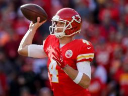 Foles, el mariscal del campo de los Jefes, lazó para 187 yardas. AFP / J. Squire