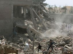 Se registraron al menos 32 víctimas civiles durante una operación con apoyo aéreo de EU. AP / ARCHIVO