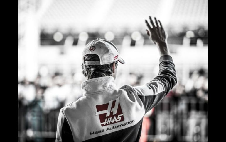 Este año el mexicano no ha podido puntuar en 19 carreras. TWITTER / @EstebanGtz