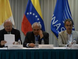 A la cita asistieron el monseñor Claudio María Celli, Rodríguez Zapatero, Leonel Fernández y Martin Torrijos. AFP / F. Parra