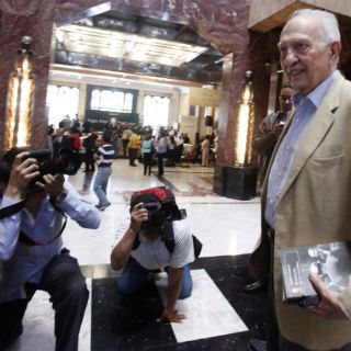 Sergio Pitol, fuera de peligro tras hospitalización