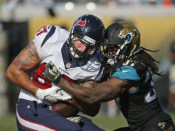 Houston supera a Jacksonville por quinta ocasión consecutiva. AP / S. B. Morton