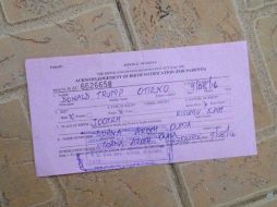 La pareja decidió llamar a su hijo 'Donal Trump' en honor al presidente electo de EU. TWITTER / @bedjosessien