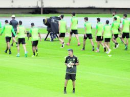 El objetivo del Tri es el de lograr un paso “perfecto” en las primeras dos fechas del Hexagonal Final de la Concacaf, dijo Osorio. AP /