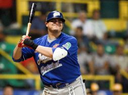 Japhet amador pegó jonrón solitario en la cuarta entrada. FACEBOOK / CharrosBeisbolOficial