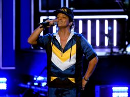Bruno Mars abrió la ceremonia con una presentación de su más reciente presentación '24k Magic'. AFP / K. Winter