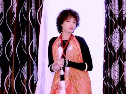 Deeqa Afro en la canción les recuerda a los somalís que el abuso de los derechos no es posible en América. YOUTUBE / BULQAAS STUDIO