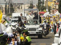 La subasta del papamóvil se realizará este jueves en una plaza en la Ciudad de México. EL INFORMADOR / ARCHIVO