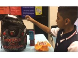 Juan David Hernández presentó el invento en el 18 Certamen de Innovación Tecnológica de la Secretaría de Educación. YOUTUBE / FarandulaTV2