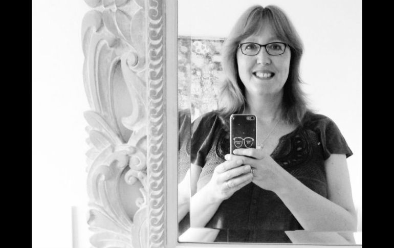 En su cuenta de Twitter, la australiana publica comentarios sobre la obra. TWITTER / @Moira_Read