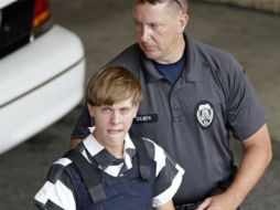 Este lunes comienza el proceso de selección del jurado para el juicio contra Dylann Roof, de 22 años. AP / ARCHIVO