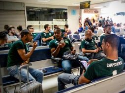 El avión debería llegar a Medellín hacia las 21:33 horas locales (20:33 de México). FACEBOOK / AChapeF