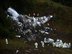 Los grandes equipos de España, el Real Madrid y el Barcelona FC, guardaron un minuto de silencio previo a su entrenamiento. AFP / R. Arboleda