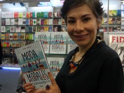 'Moda y modales' ofrece mensajes intimistas que hacen que el lector se valore así mismo. EL INFORMADOR / M. Vargas