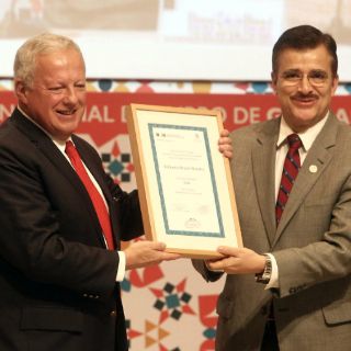 Rinden homenaje a Federico Reyes Heroles en la FIL