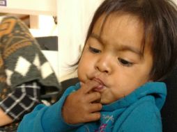 La niña fue encontrada la mañana del martes, caminando sola en los cruces de las calles Juárez y Porfirio Díaz. ESPECIAL /