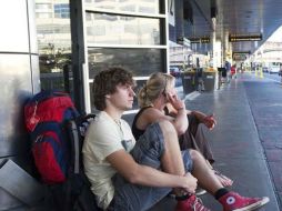 El Gobierno propuso inicialmente en 2015 una tasa del 32.5 por ciento al salario de los mochileros. ESPECIAL /