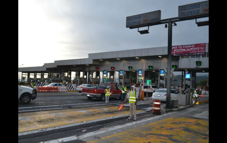 Capufe administra una red de más de tres mil 700 kilómetros de carretera en el país, con 99 casetas en 76 caminos y puentes. NTX / ARCHIVO