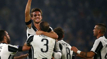 La 'Vecchia Signora' lleva siete puntos de ventaja a la Roma, segundo lugar de la Serie A. AFP / M. Bertorello