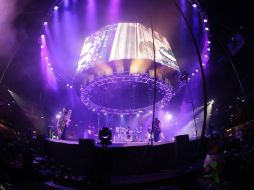 El grupo presenta varias sorpresas durante el show, entre ellas, el grupo Bandoneón. TWITTER / @RococoTweets