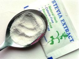 El uso de sustitutos de azúcar distribuidos en sobre en pequeñas porciones, afecta la calidad de vida de la población. EL INFORMADOR / ARCHIVO