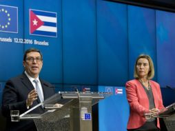 La alta representante de la UE para la Política Exterior, Federica Mogherini; y el canciller cubano, Bruno Rodríguez. AP / V. Mayo