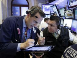 El NYSE Composite registró un avance del 0.07% mientras que el  Standard & Poor's cedió en un -0.04 por ciento. AP / ARCHIVO