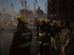El jueves se registró un derrumbe en una torre en construcción en López Mateos y Colomos; no hubo lesionados. ESPECIAL /