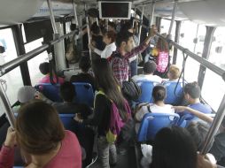 La Ciudad de México está dentro de las 10 urbes del mundo donde la gente destina más tiempo por día en sus trayectos. EL INFORMADOR / ARCHIVO