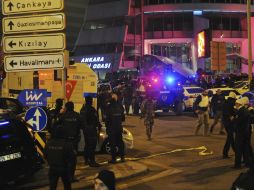 El ataque ocurrió durante una exposición fotográfica en la capital turca, Ankara. AP / O. Gurdogan