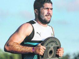 Jair Pereira dice que está mentalizado en hacer una gran pretemporada para estar pleno durante el torneo. ESPECIAL / CHIVAS OFICIAL