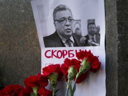 Kárlov, que iba sin escolta, fue tiroteado por un hombre joven cuando pronunciaba un discurso. AP / A. Zemlianichenko