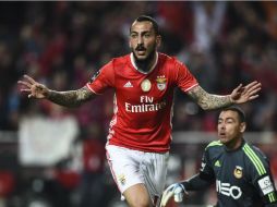Konstantinos Mitroglou celebra su tanto, anotado al minuto 14. AFP / P. De Melo Moreira