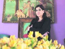 Laura Rivas. La astróloga posa en su despacho para este medio; adelanta lo que ocurrirá en los horóscopos. EL INFORMADOR / F. Atilano