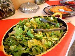 Empezar a comer mejor es una de las razones más comunes por las que de repente irás al baño con más frecuencia. EL INFORMADOR / ARCHIVO