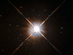 La estrella Próxima Centauri conforma el sistema Alfa Centauri junto a otras dos estrellas. ESPECIAL / www.nasa.gov