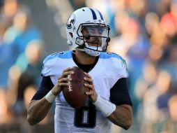 El quarterback de Titanes, Marcus Mariota, sufrió una fractura en la pierna derecha. AFP / R. Foldy
