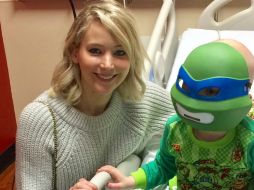 En febrero, la rubia donó dos millones de dólares para fundar una unidad de cuidados intensivos. TWITTER / @NortonChildrens