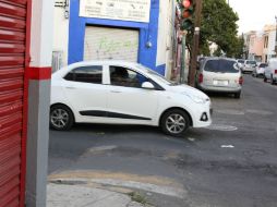 De 54 mil obstáculos que hay en la ciudad, sólo unos dos mil 900 fueron autorizados. EL INFORMADOR / G. Gallo