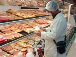 Se pone especial atención a la vigilancia durante las fechas navideñas, dado que suelen reetiquetar los productos no vendidos. ESPECIAL / Gobierno de Zapopan