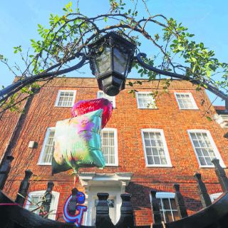 Revelan monto y herederos de la fortuna de George Michael