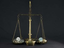 Expertos esperan un 'rebote' de la libra esterlina pues aseguran es 'excesiva' su devaluación. EFE / ARCHIVO