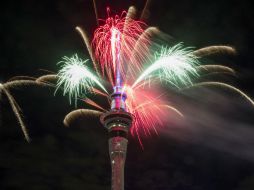 Nueva Zelanda recibió el año en medio de grandes festejos y los tradicionales juegos pirotécnicos. AP / P. Meecham