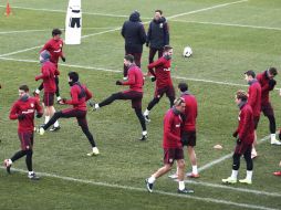 El Atlético de Madrid entrena, previo al partido de octavos de final, donde esperan avanzar a la siguiente fase. EFE / S. Barrenechea